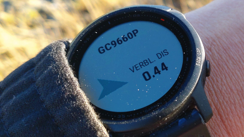 Peilung zu einem Geocache mit der Garmin Fenix 6 pro